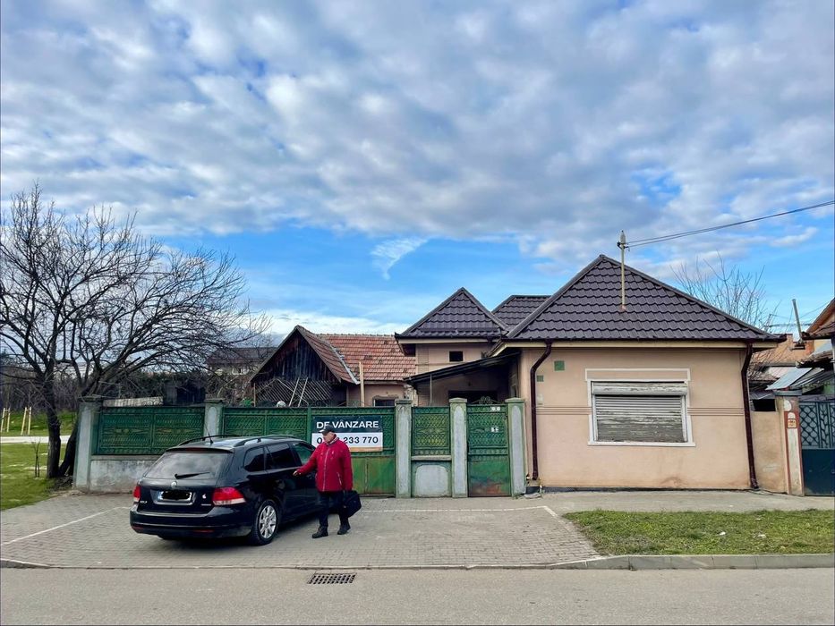 Casa centru , 4 camere , 485 MP, Zona deosebita