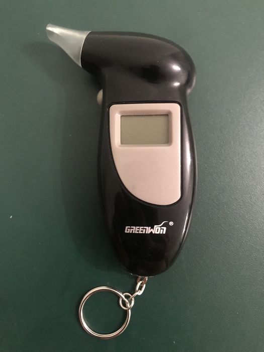 Алкотестеры новые.