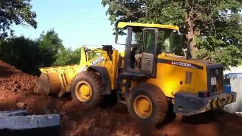 Услуги погрузчика , погрузчик трактор