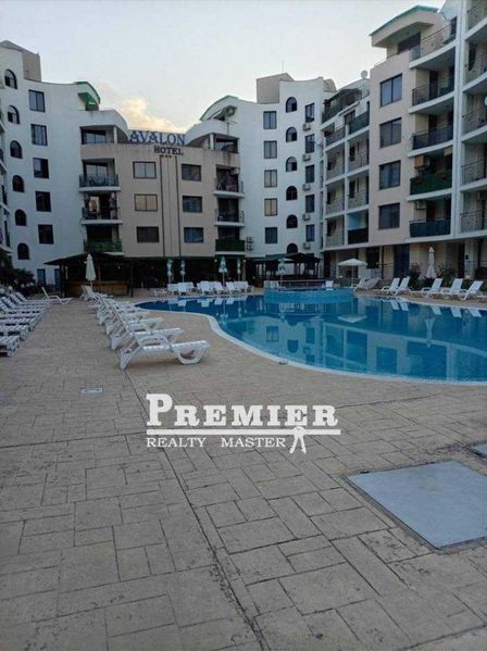Продава се Двустаен апартамент в к.к. Слънчев бряг - 63 кв.м за 1045 €/кв.м - Снимка #1