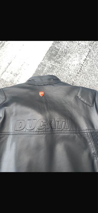 Geaca DUCATI in stare foarte buna