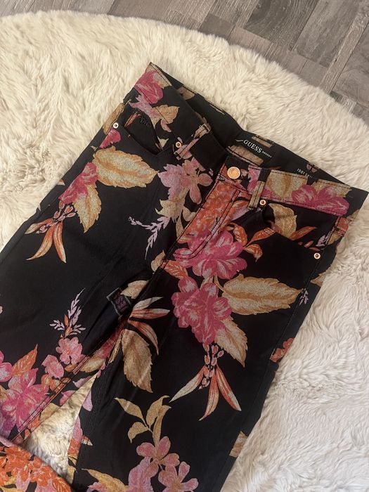 Нови дънки guess