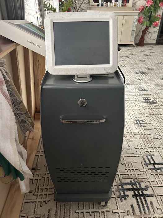 Косметологические лазерный апарат полный комплект