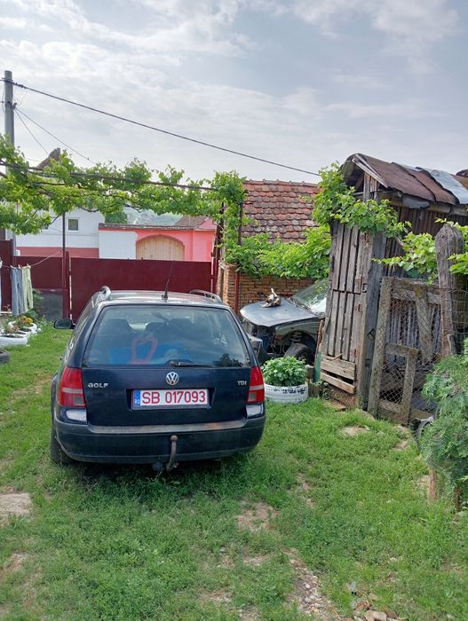 Golf IV 1.9 axr și Logan 1.5dci