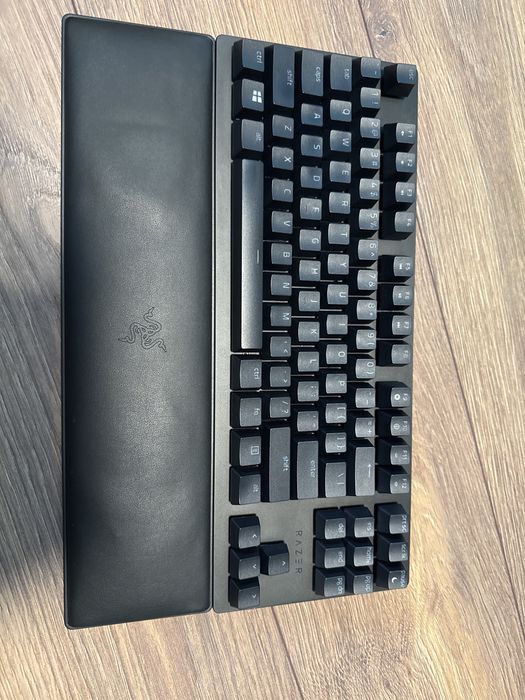 Геймарска клавиатура RAZER Huntsman V2