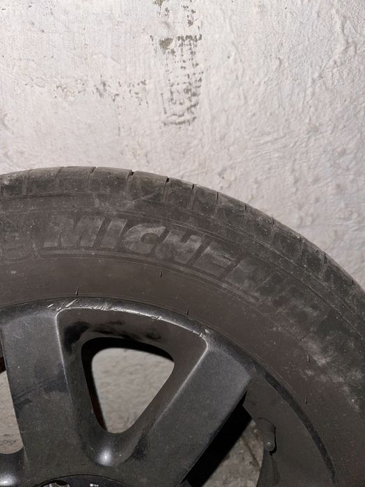 Cauciucuri si jante 215 60 16