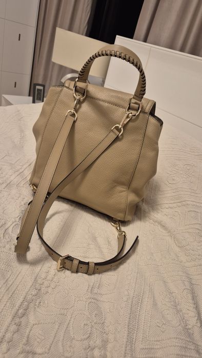 Vând rucsac Mickael Kors