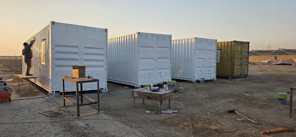 Containers. Контейнеры Жилые офисные.