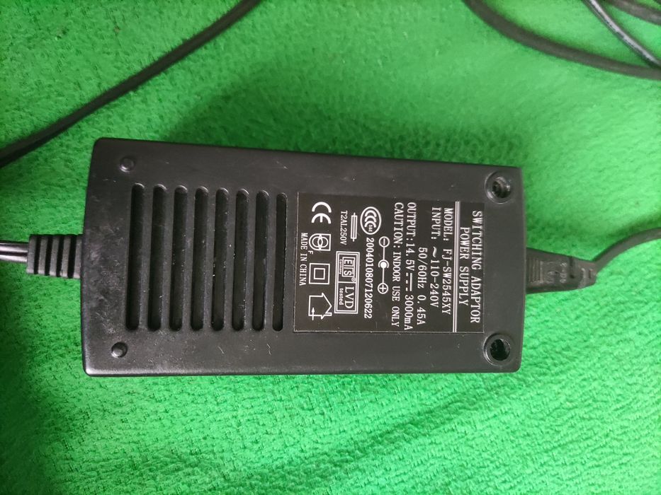 Адаптер Захранване Зарядно 14,5V DC 3A