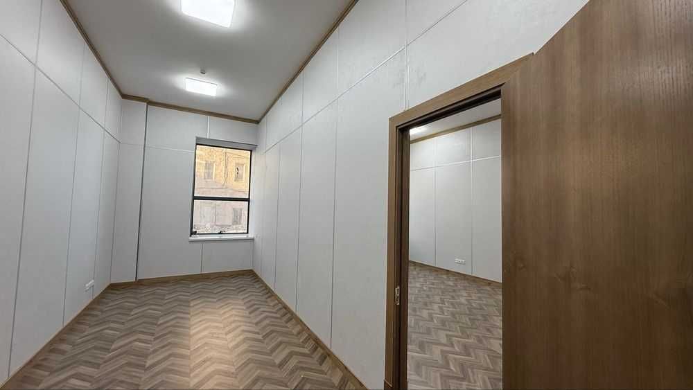 Срочно сдаётся офис в БЦ Мирабадский район Сквер Амира Темура ЦУМ