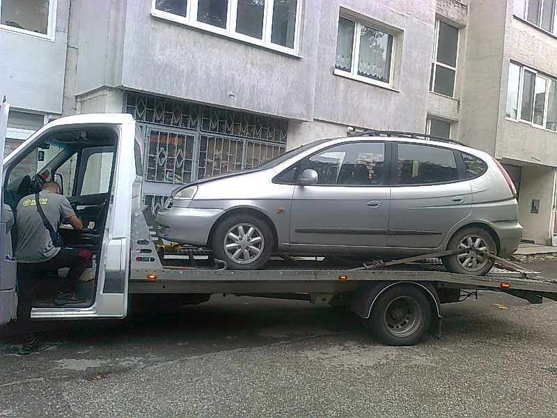 Си Ди с Мр3 радио, запалка и пепелник- общо  25 евро