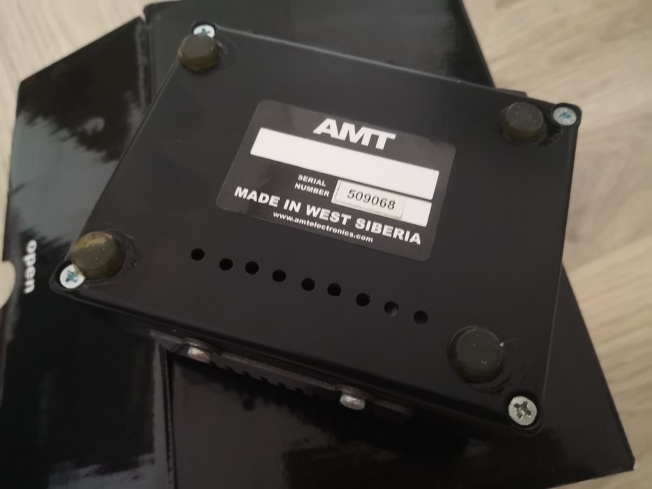 Preamplificator chitara electrica AMT ss-20