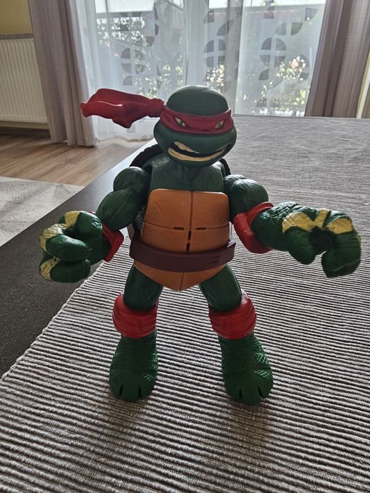 Raphael din seria Teenage Mutant Ninja Turtles