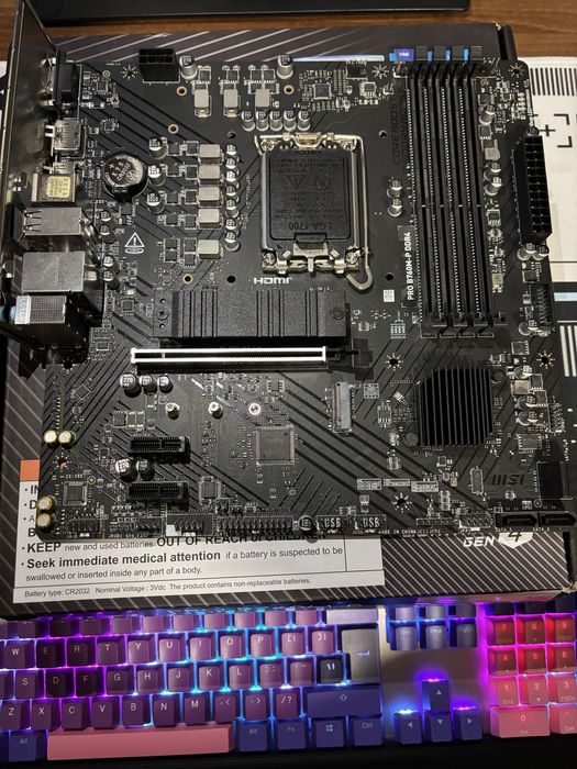 Placa de Baza MSI Pro B760M-P DDR4 Socket Intel 1700