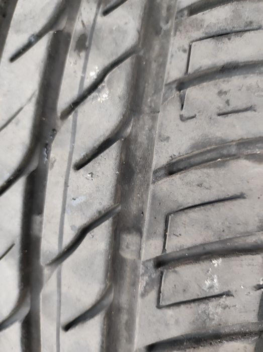 Гуми 215 /55 /17