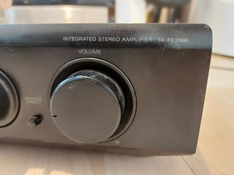 Продавам усилвател Sony TA-FE310R+Logitech Bluetooth аудио приемник