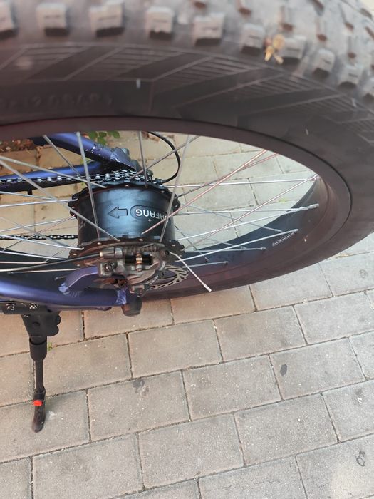 Vând bicicleta electrica totem