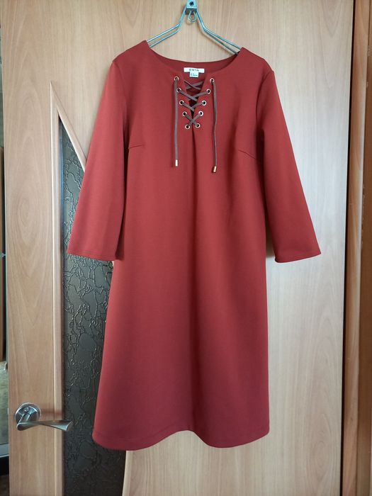 Продам женское платье