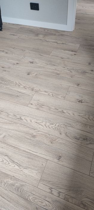 Продам новый ламинат Egger 6,5 КВ м