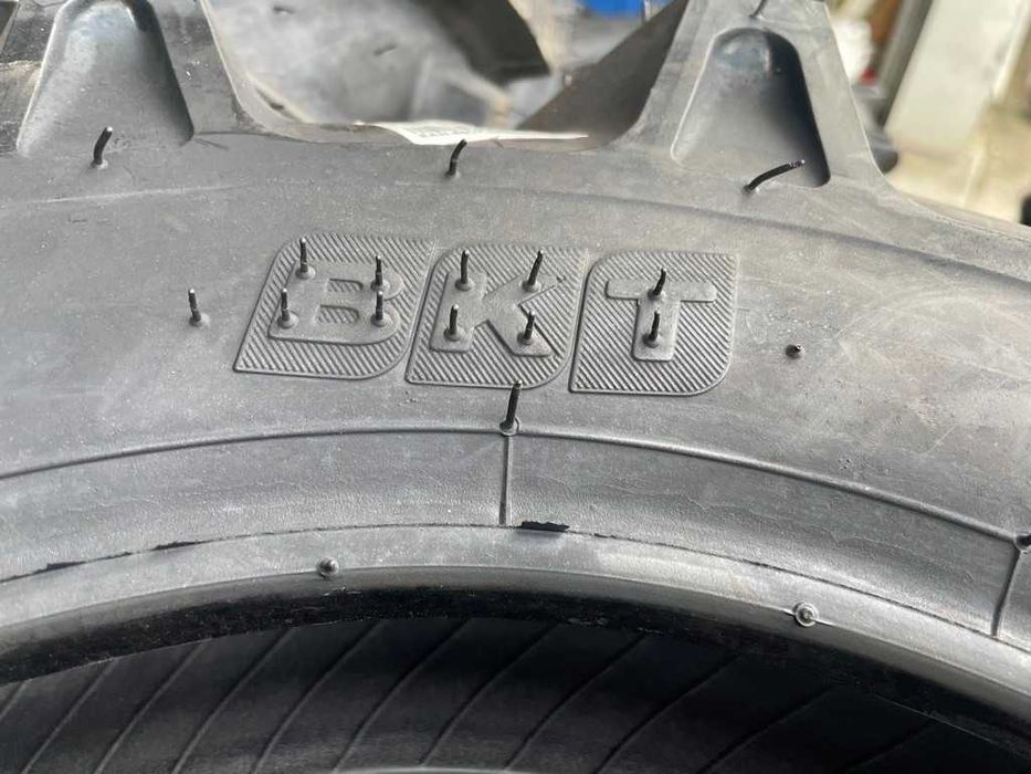 Anvelope noi 6-14 BKT de tractor Japonez Cauciucuri agricole