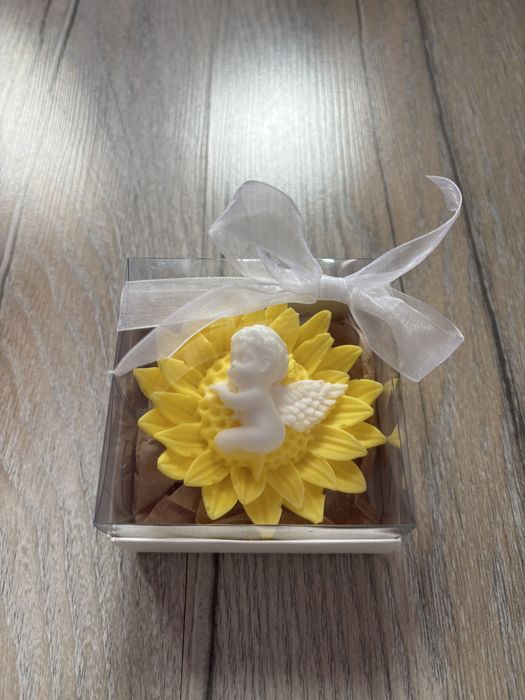 Marturii de nunta si botez din sapun.