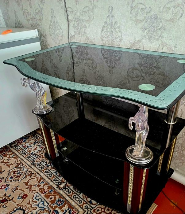 Тумба под телевизор