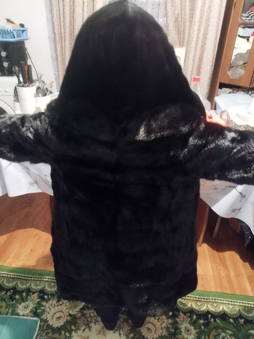 Норка шуба сатылады