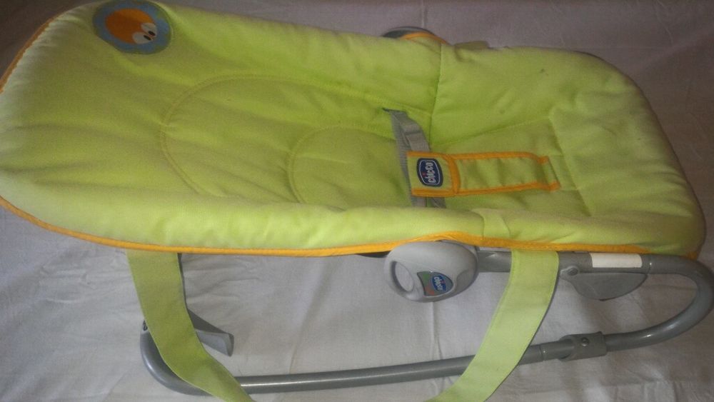 Продавам детски шезлонг Chicco
