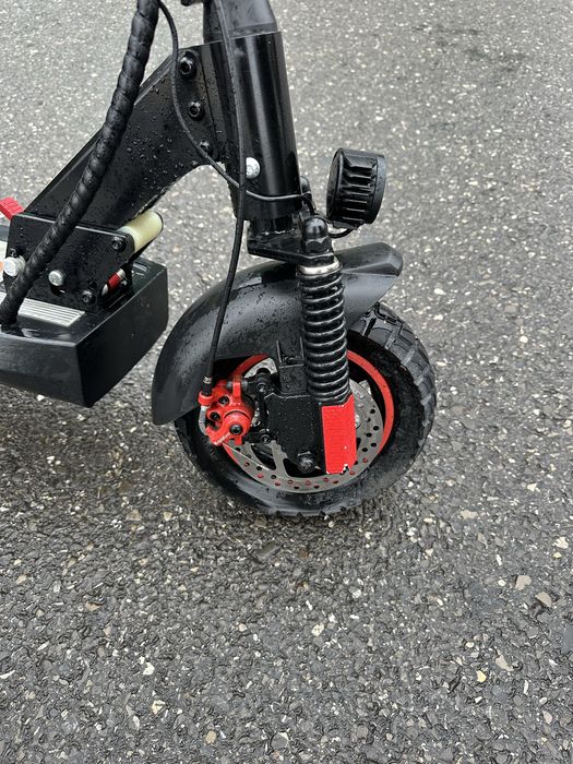 Trotineta electrică Kugoo Kukirin M4 Pro, încă în garanție