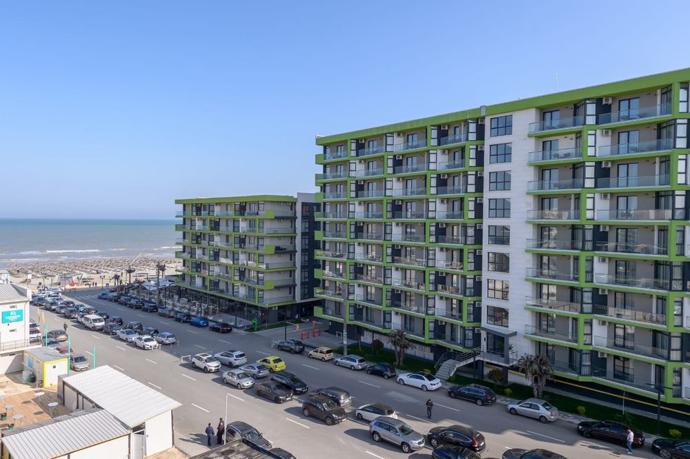 Apartament 3 camere Mamaia Nord, cu vedere la mare, 3 minute de plaja