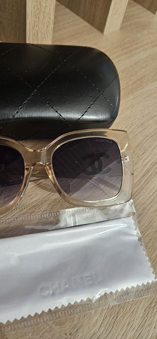 Ochelari de soare Chanel