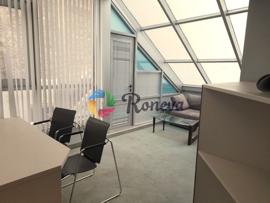 Продава се Офис в Варна, Общината - 240 кв.м за 1830 €/кв.м - Снимка #3