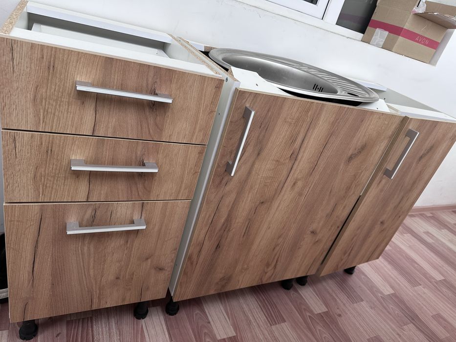 кухонная гарнитура