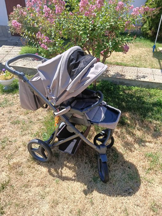 Детска количка с кош за новородено бебе