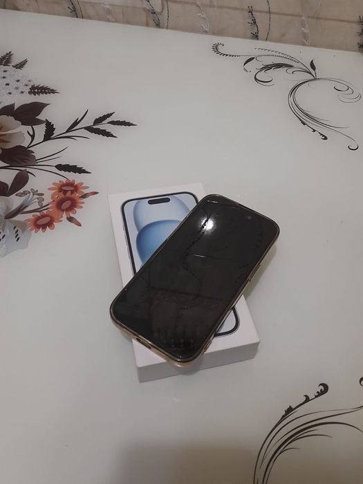 Vand sau schimb iphone 15