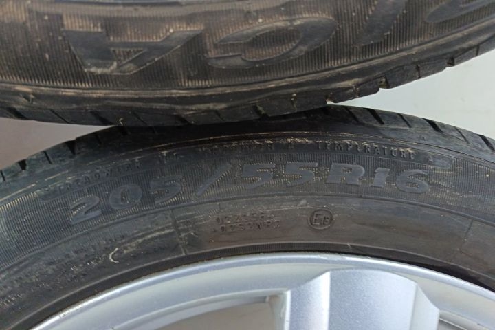 Set jante aliaj cu anvelope vara 205/55R16 Debica 7Jx16H2 ET40 5x112