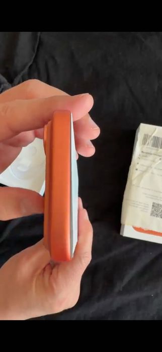 iPhone 17pro Orange