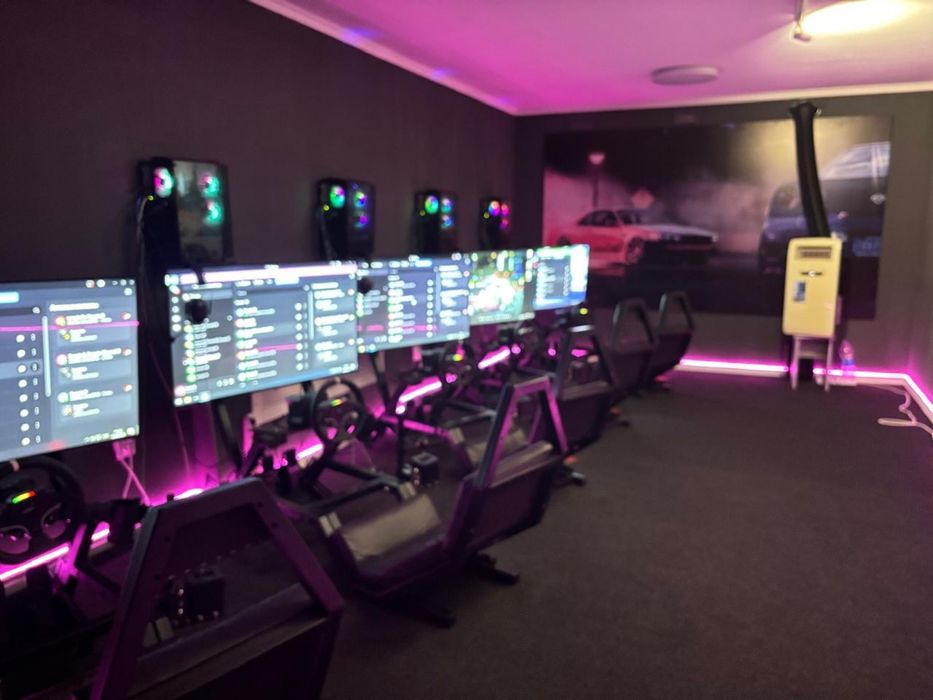 Продается готовый Simracing клуб