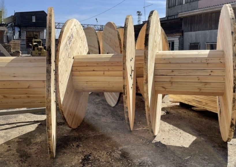 Катушки продам разные