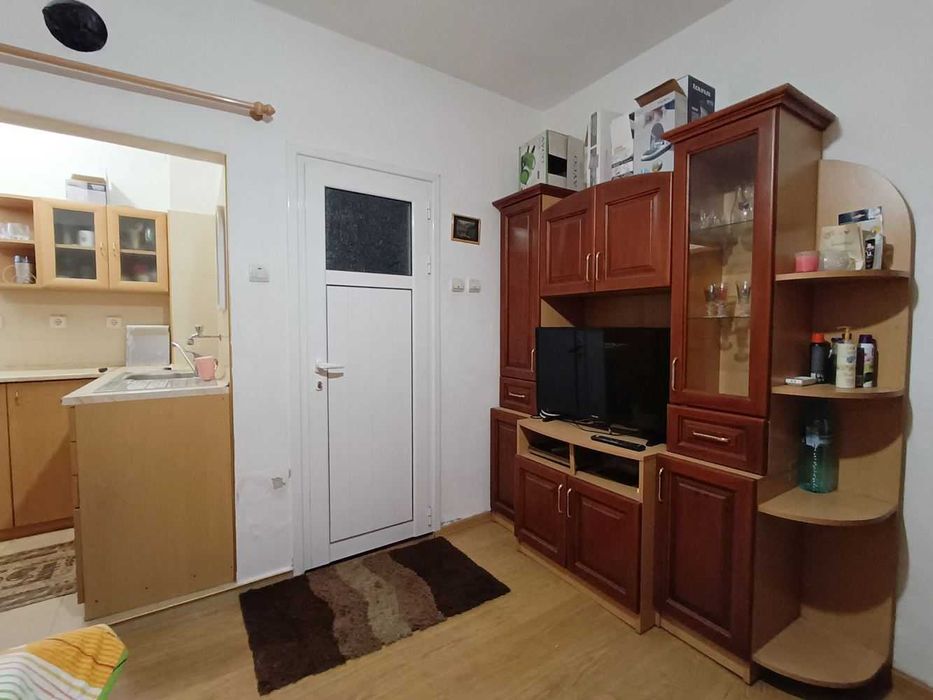 Продава се Къща в Дебелец - 150 кв.м за 1100 €/кв.м - Снимка #3