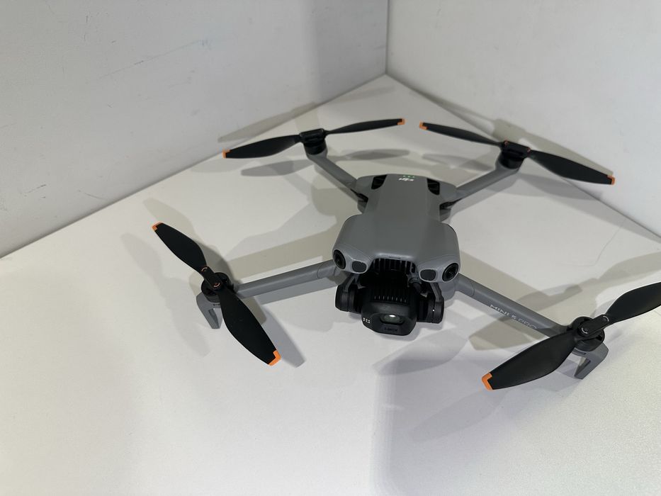 Дрон DJI MINI 5 PRO fly more combo plus звонить от 18:00 до 23:00