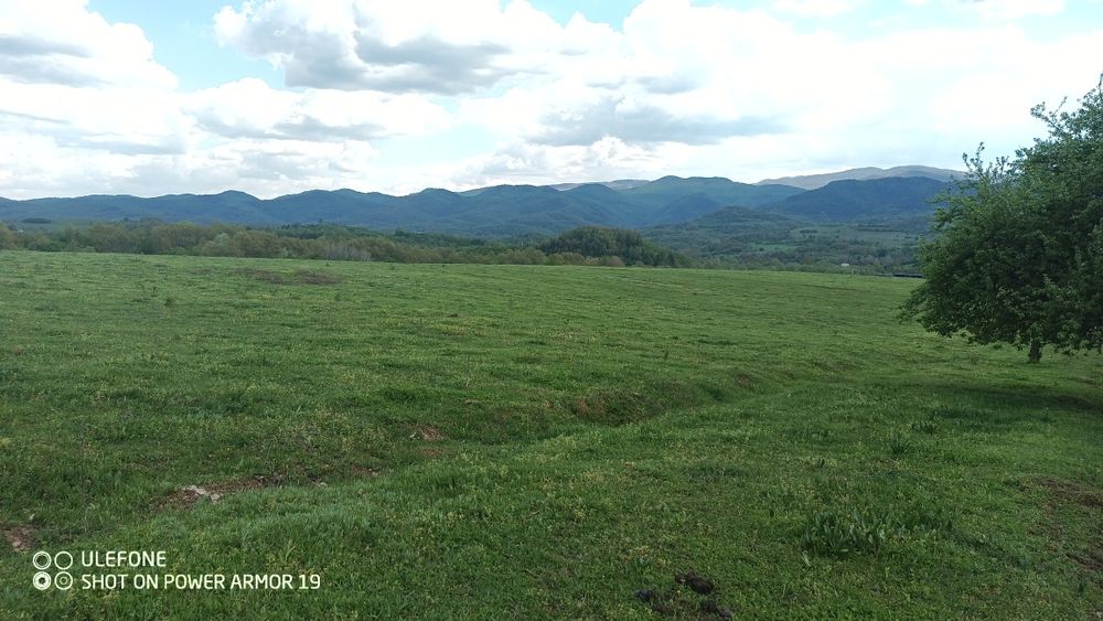 Парцел от 5.573кв.м. в село Голяма Желязна, в близост  до язовир Сопот