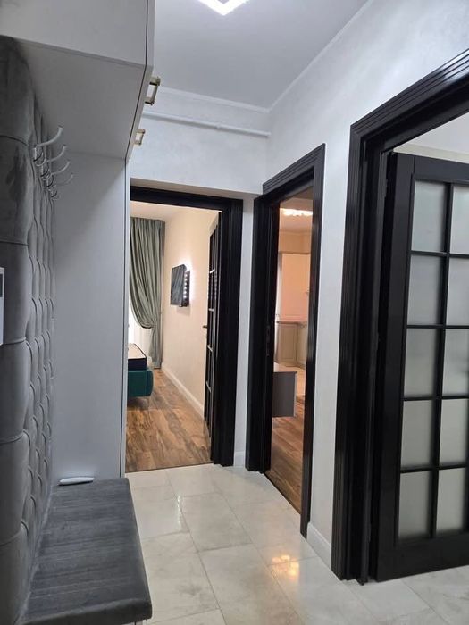 Închiriez apartament 2 camere Royal Town Iași