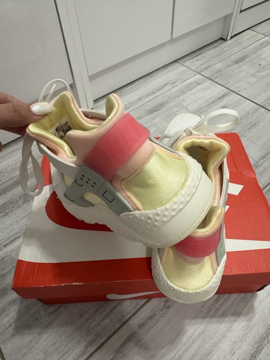 Nike Маратонки HUARACHE RUN