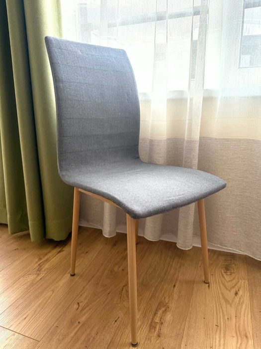 Интериорни скандинавски столове.