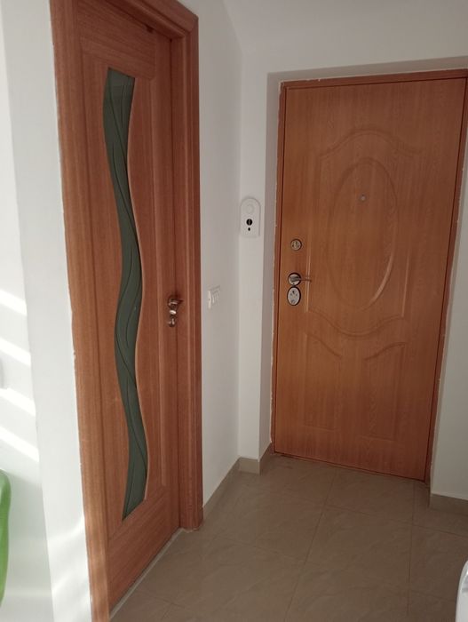 Vánd garsonierà  Ultracentral  Piatra Neamt 37.000  piata 22 Decembrie