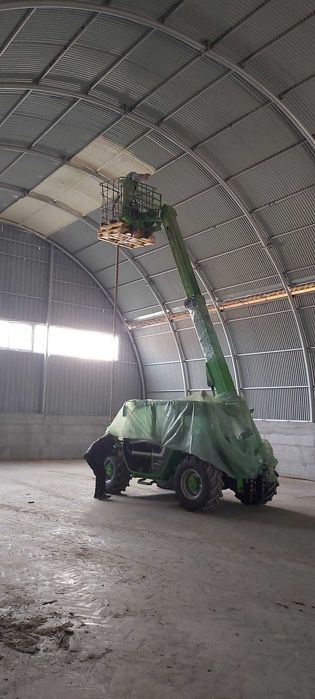 40 lei/m2  10 cm grosime izolatie termica cu spuma poliuretanica