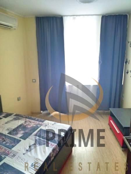 Дава се под наем Двустаен апартамент в Бургас, Славейков - 100 кв.м за 510 € - Снимка #9