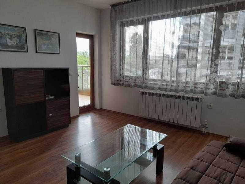 Дава се под наем Двустаен апартамент в София, Хиподрума - 69 кв.м за 440 € - Снимка #1