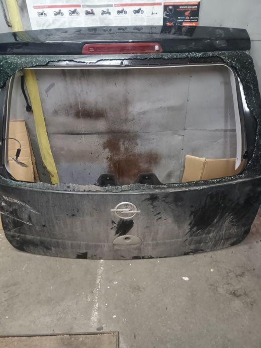 Части от заден капак за Opel Meriva